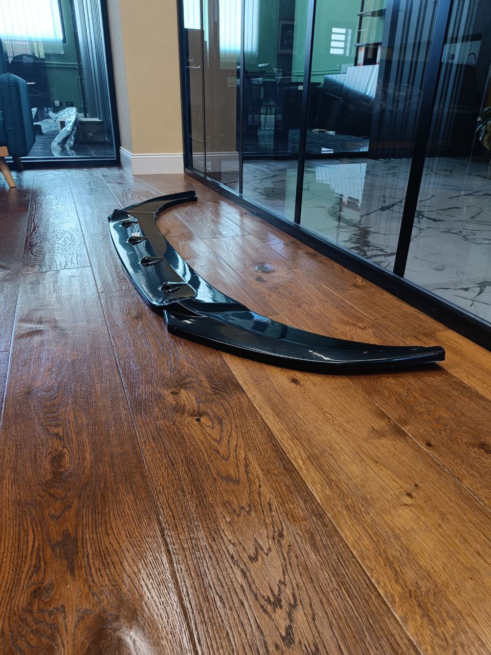 SPLITTER SUITABLE FOR AUDI Q8 2019+ RS GLOSSY BLACK
