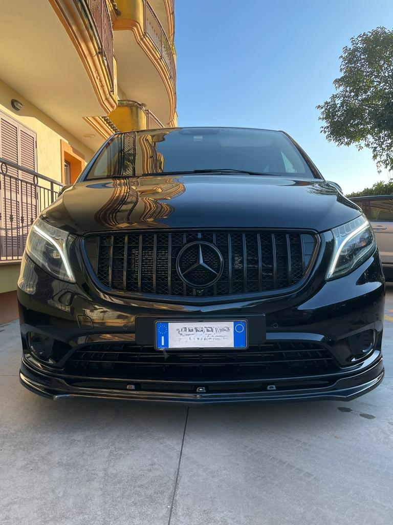 ✨GRIGLIA ADATTA PER MERCEDES CLASSE V W447 2014-2019 AMG LOOK GT NERO LUCIDO✨