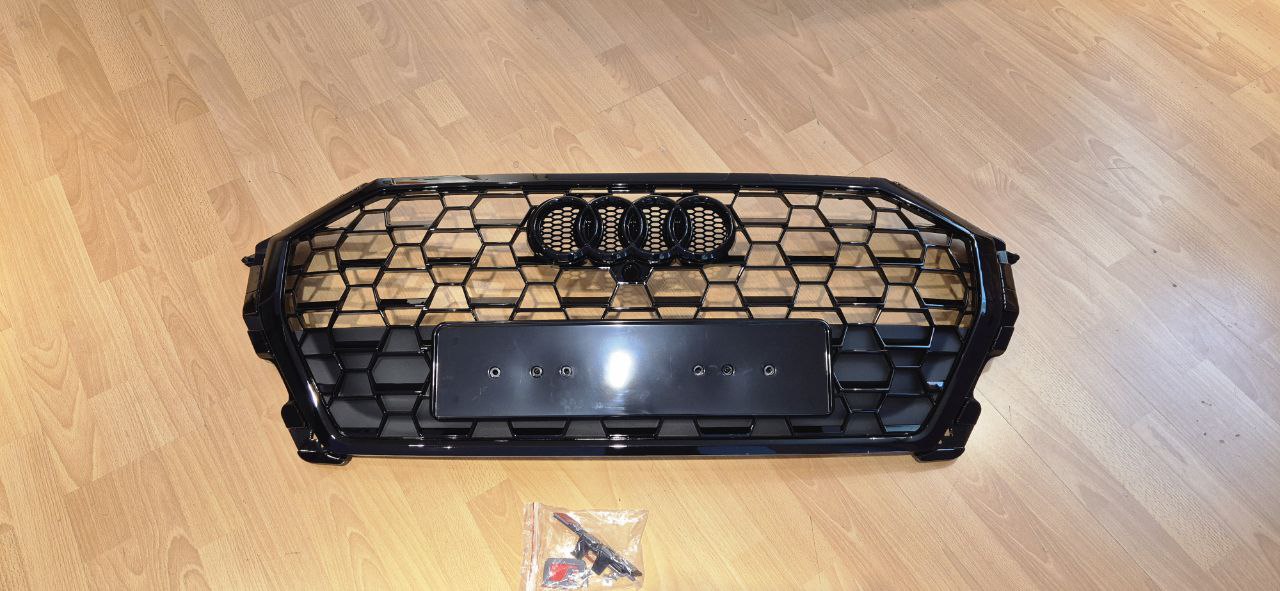 GRILLE SUITABLE FOR Q3 2019+ RSQ3 LOOK GLOSSY BLACK