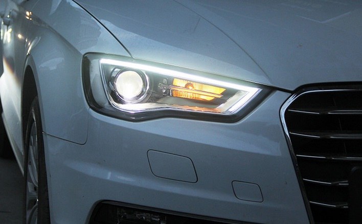 Coppia Fari led adatto per A3 8V 12-16 xenon look