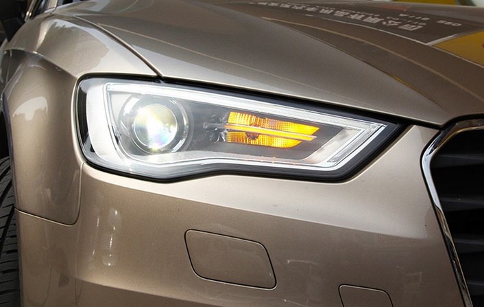 Coppia Fari led adatto per A3 8V 12-16 xenon look