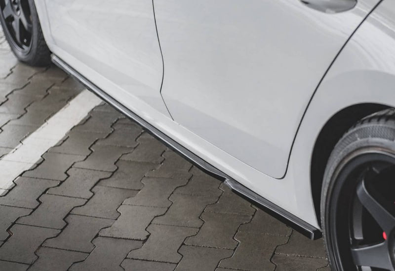 UNDER SKIRTS SUITABLE FOR SKODA SUPERB 2019+ GLOSSY BLACK