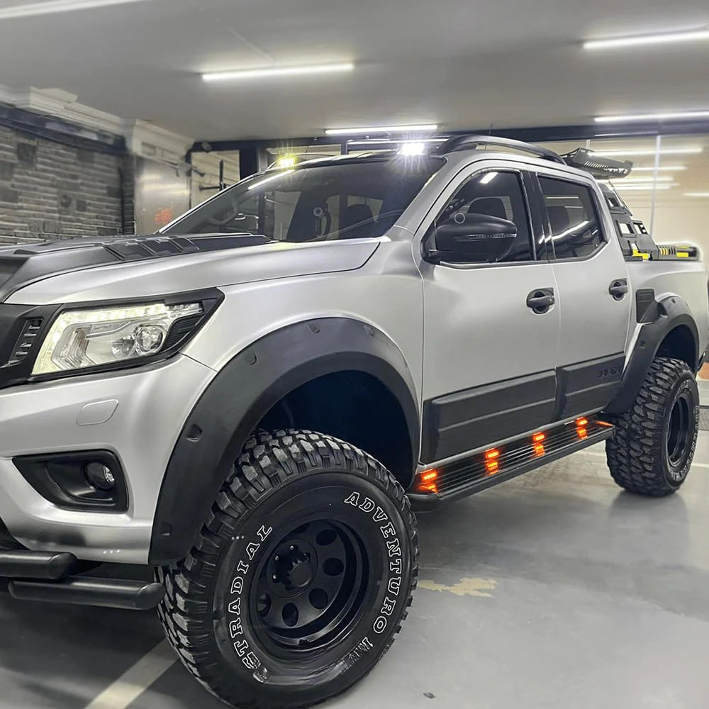 PARAFANGHI NAVARA ADATTO PER NP300 (D23) 2014-2017 NERO OPACO (NO ADBLUE)