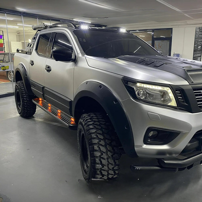 PARAFANGHI NAVARA ADATTO PER NP300 (D23) 2014-2017 NERO OPACO (NO ADBLUE)