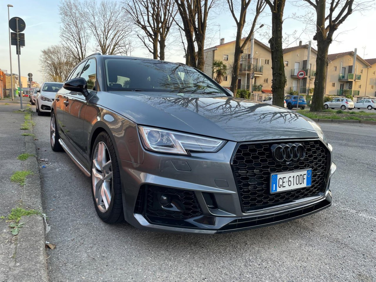 SKIRTS SUITABLE FOR AUDI A4 B8 LOOK SLINE RAW