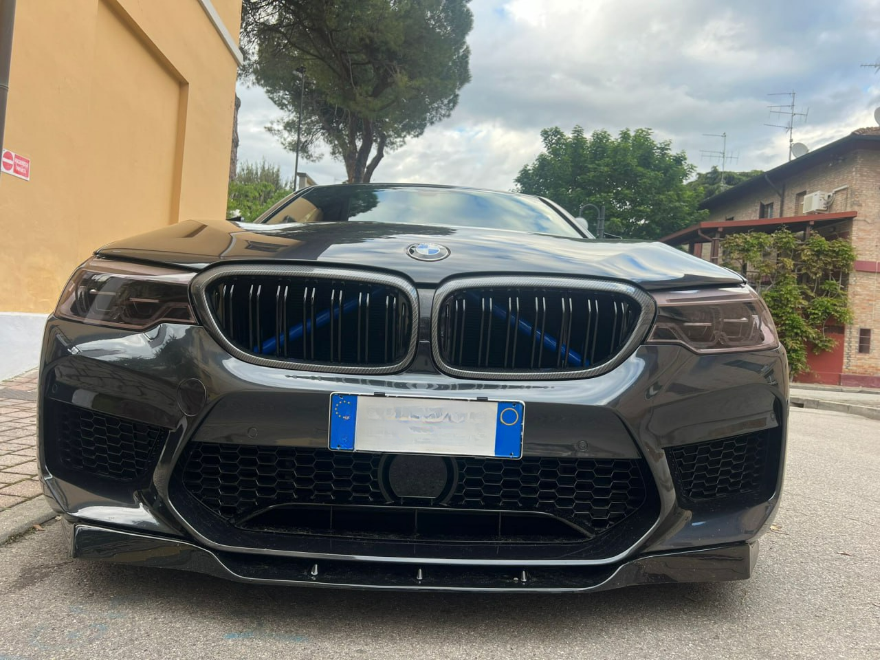 SPLITTER ADATTO PER BMW SERIE 5 F90 M5 (G30 G31) 2017-2020 LOOK NERO LUCIDO