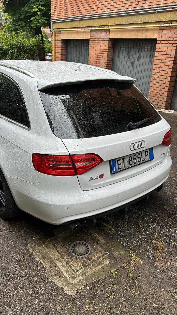 AUDI A4 B8 AVANT RS-4 STYLE REAR SPOILER ROOF SPOILER TUNING SOBMART-most 