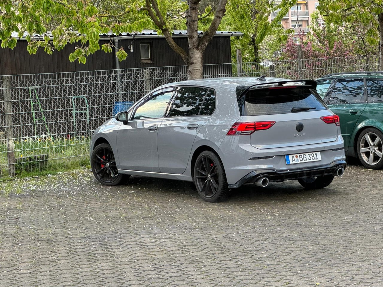 PARAURTI POSTERIORE ADATTO PER VW GOLF 8 2020+ LOOK GOLF 8 GTI DESIGN SPORTIVO