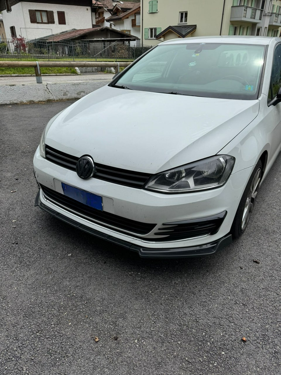 SPLITTER SUITABLE FOR GOLF 7 - 7.5 2012-2019 GLOSSY BLACK LOOK TOP SPORTY DESIGN 
