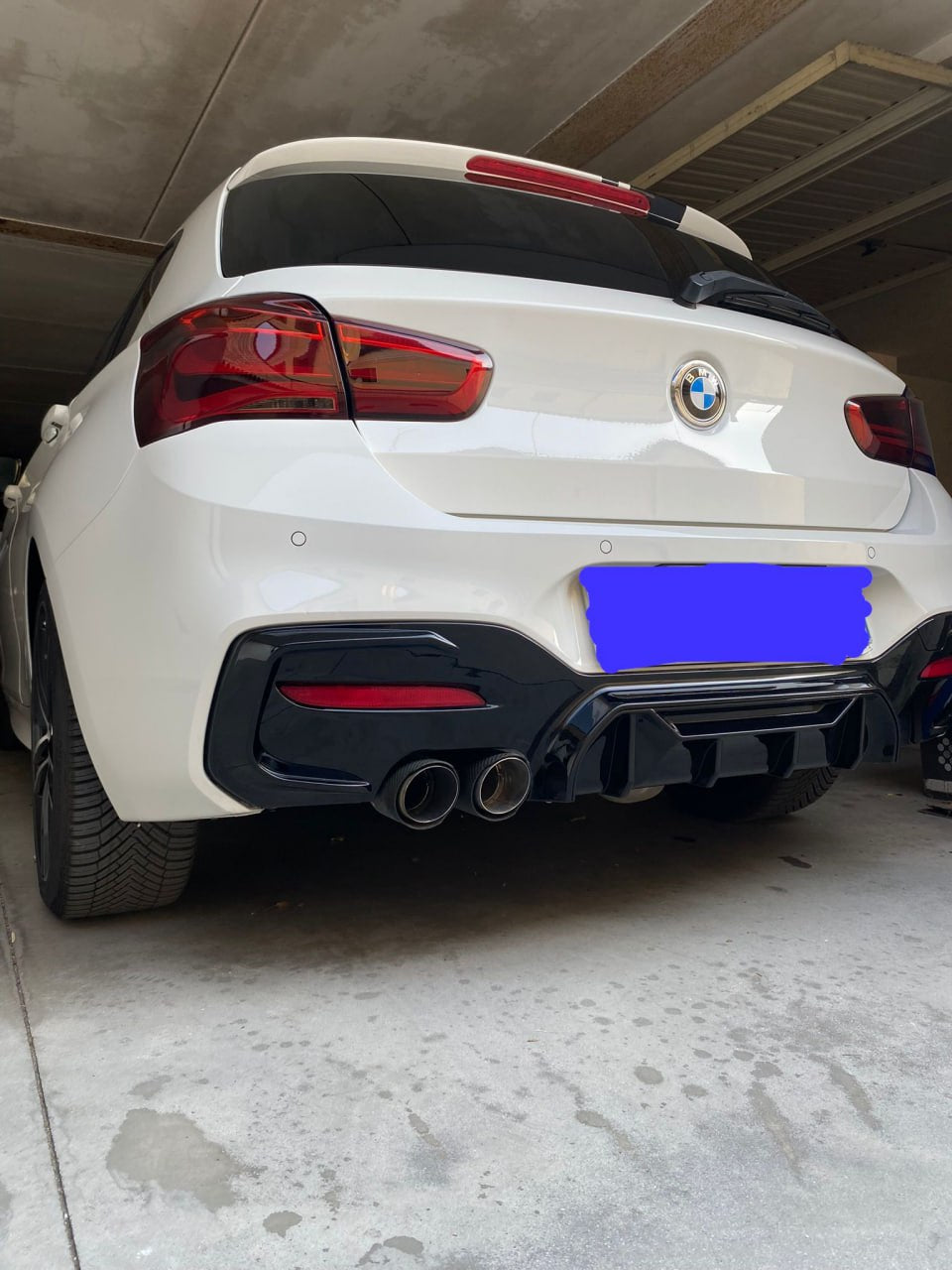Diffusore Paraurti Doppia Uscita ADATTO per BMW Serie 1 F20 F21 LCI 15-19 Nero