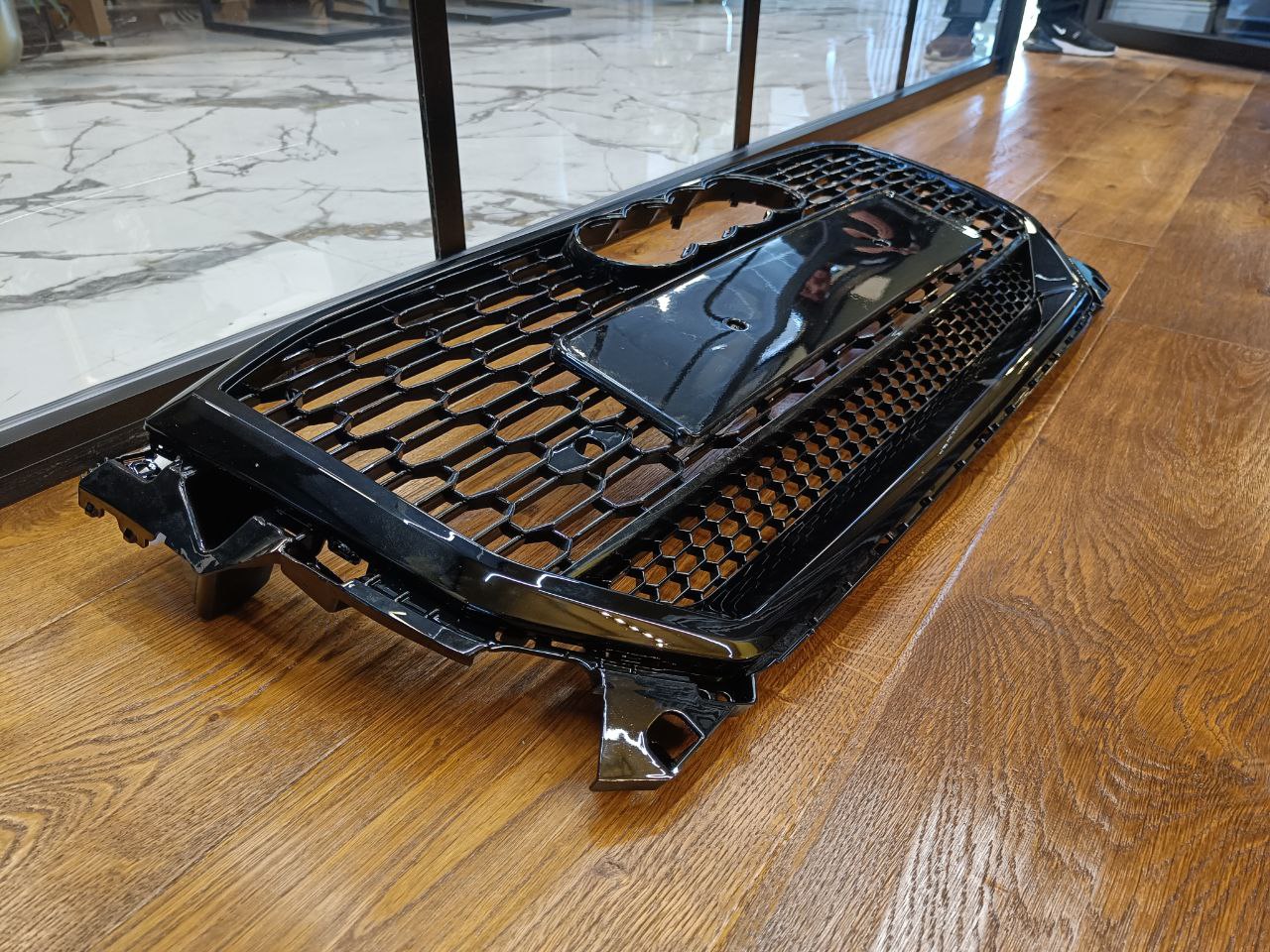 GRILLE SUITABLE FOR AUDI Q2 2016-2020 RSQ2 QUATTRO LOOK GLOSSY BLACK 