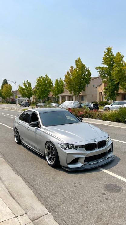 Paraurti anteriore adatto per BMW f30 look evo 11-19 senza splitter