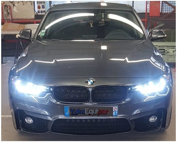 FARI ANTERIORI ADATTI PER BMW SERIE 3 F30 F31 2015-2018 CROMATI