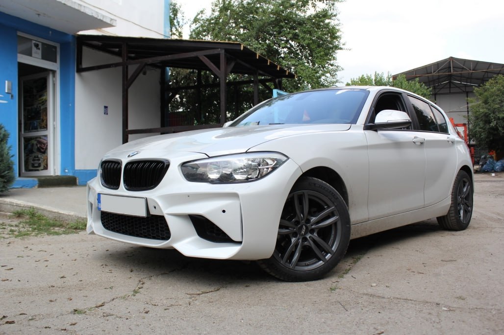 PARAURTI ANTERIORE ADATTO PER BMW SERIE 1 F20 F21 2015-2018 LCI LOOK M2