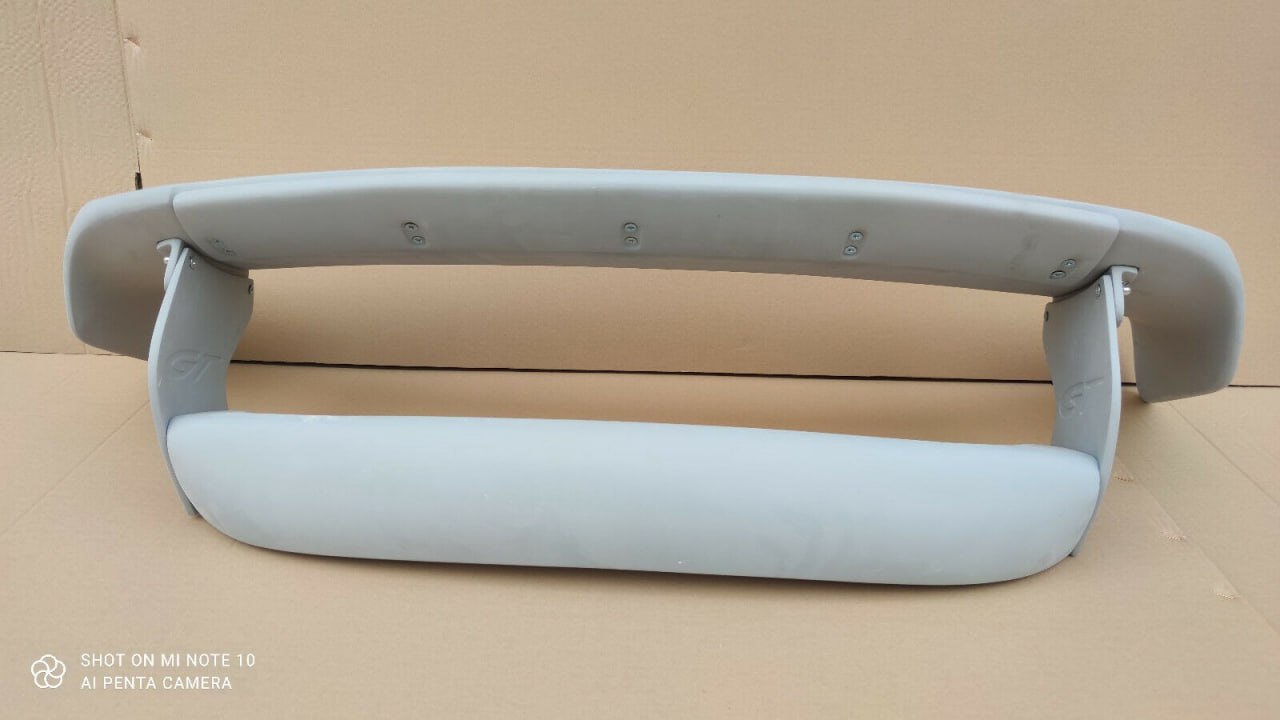 SPOILER POSTERIORE ADATTO PER PORSCHE CAYENNE S