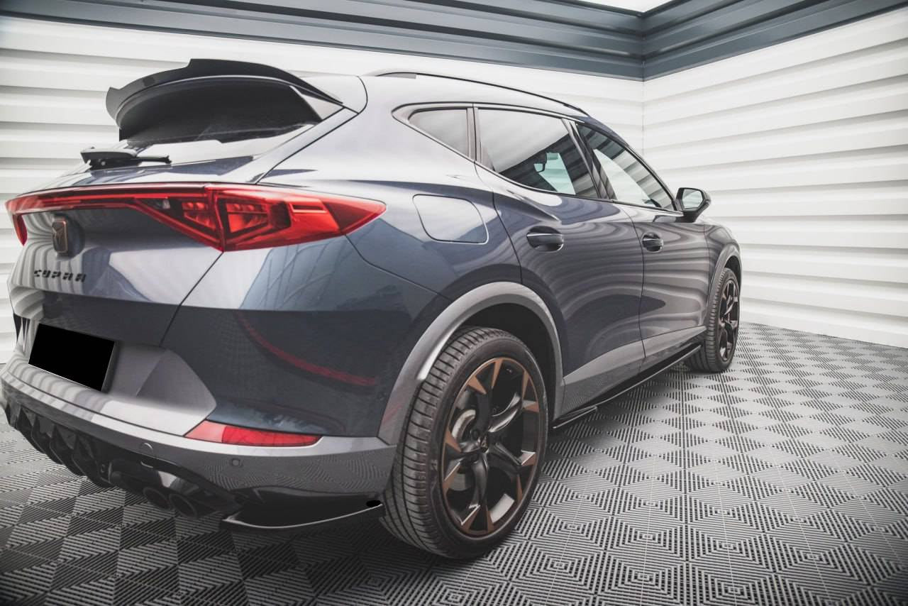 SOTTO MINIGONNE ADATTE PER CUPRA FORMENTOR 2020+ NERO LUCIDO LOOK SPORTIVO