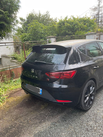 SPOILER ADATTO PER SEAT LEON 5F 5 PORTE 2012-2020 LOOK R300 NERO LUCIDO