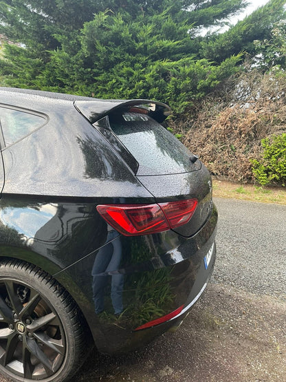 SPOILER ADATTO PER SEAT LEON 5F 5 PORTE 2012-2020 LOOK R300 NERO LUCIDO
