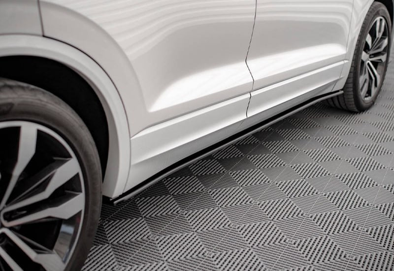 🤩MINIGONNE R LINE V1 STYLE ADATTO PER VW TOUAREG MK3 NERO LUCIDO🤩