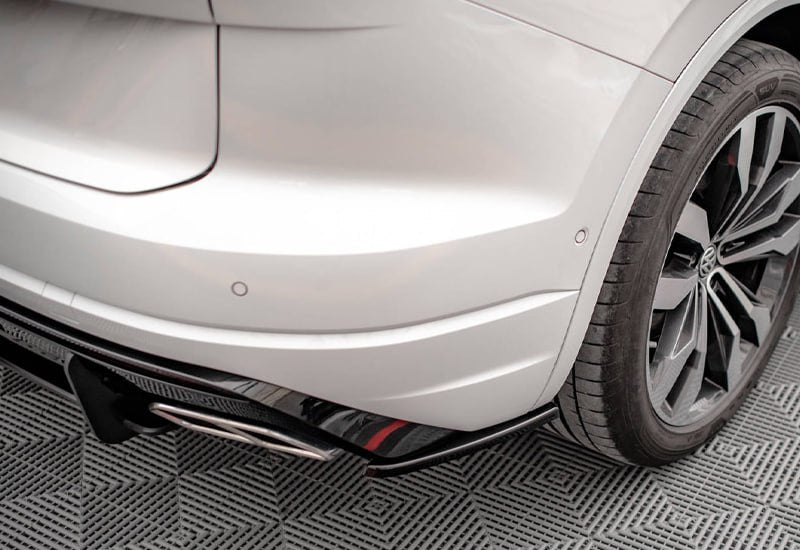 ✨AERO FLAPS A PLUS R LINE V1 STYLE ADATTO PER VW TOUAREG MK3 NERO LUCIDO✨
