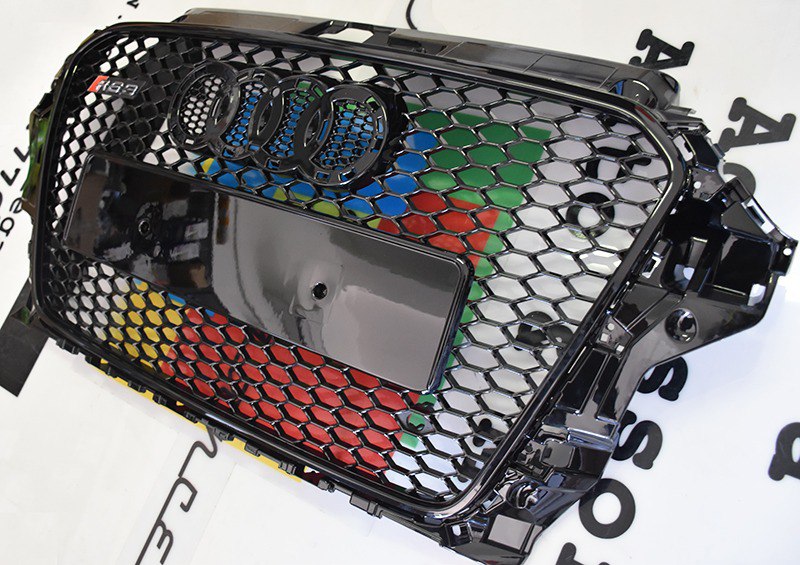 ART. 0581 GRIGLIA AUDI A3 8V 2012-2016 LOOK RS3 NERA