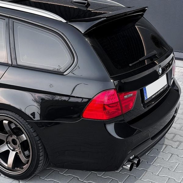 ✨Glossy black roof spoiler suitable for bmw e91✨