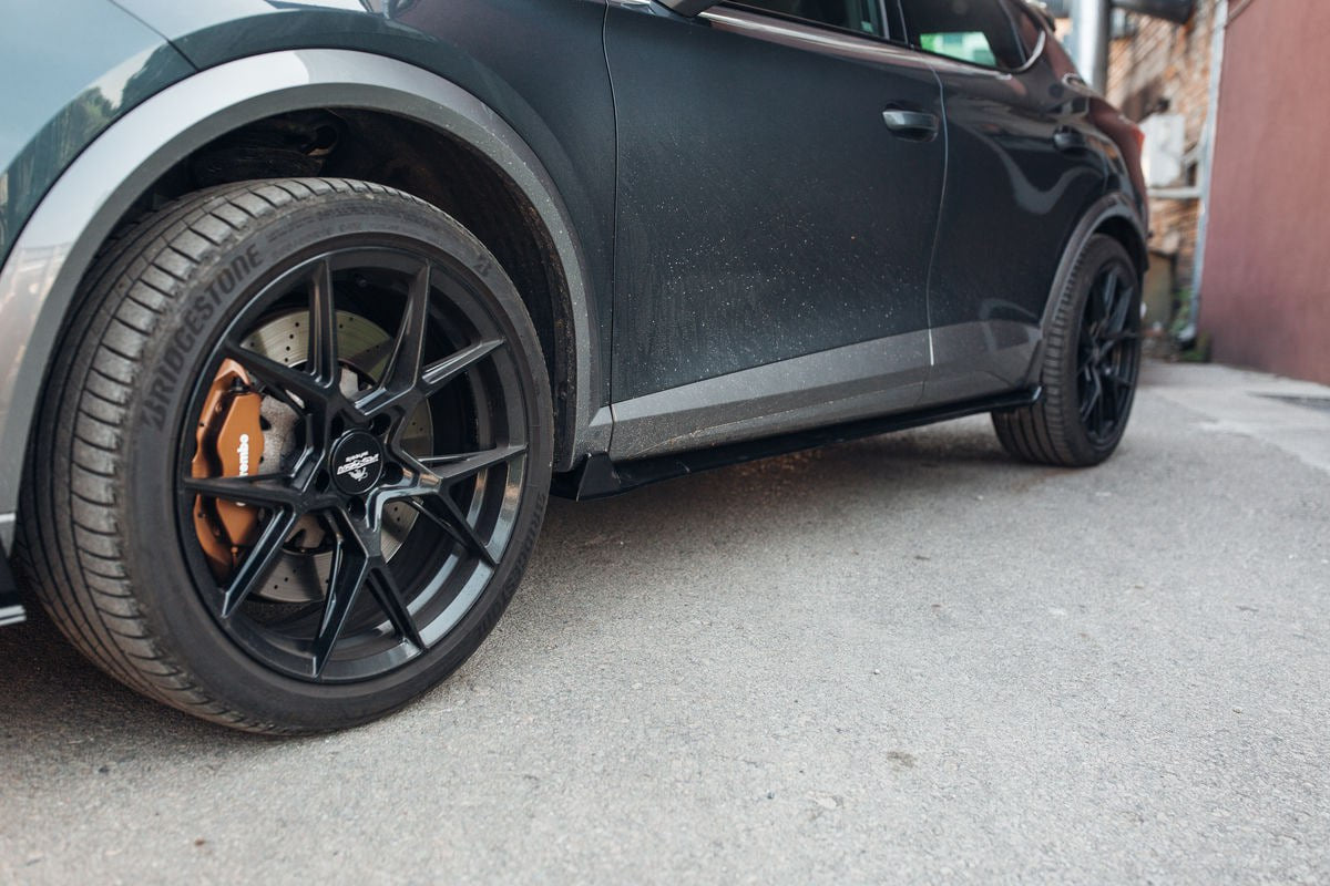 ✨UNDER SKIRTS SUITABLE FOR CUPRA FORMENTOR 2020+ RS GLOSSY BLACK✨