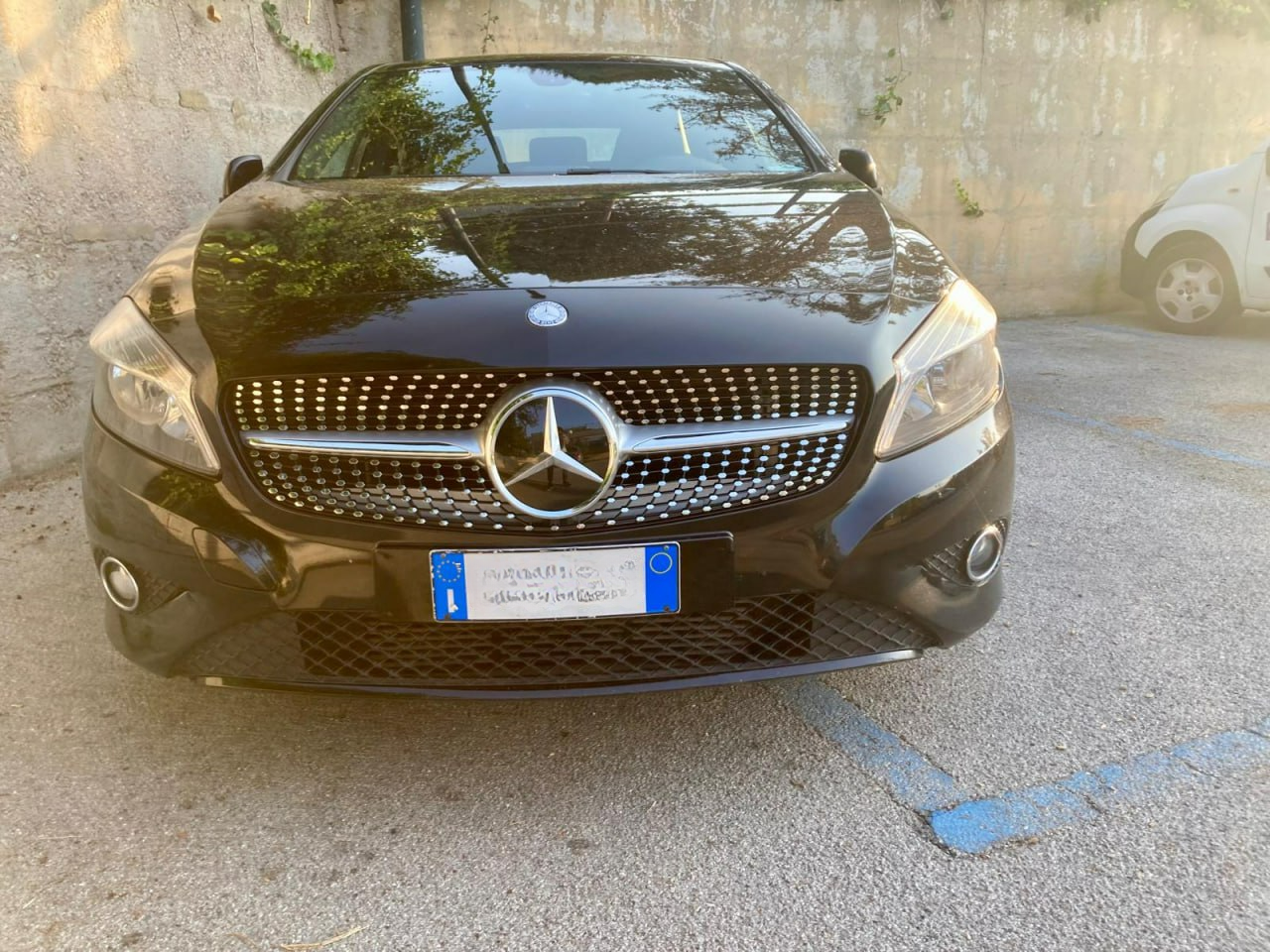 ✨GRIGLIA ANTERIORE ADATTA PER MERCEDES CLASSE A W176 NERO✨