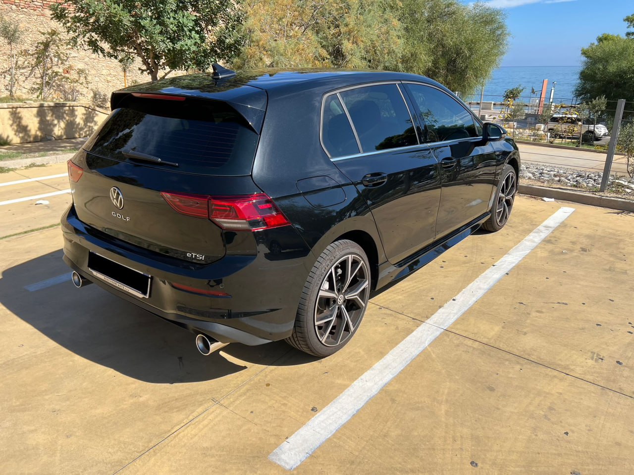 💕ART.1080 MINIGONNE  VW  GOLF 8 LOOK  R NERO  LUCIDO💕