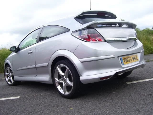 🔥MINIGONNE PER OPEL ASTRA H 2005-2009 3 PORTE LOOK OPC GREZZO🔥
