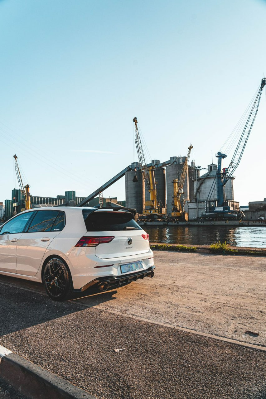 ⭐0673 VW GOLF 8 2019+ SPOILER TETTO POSTERIORE LOOK RLINE NERO LUCIDO ABS⭐