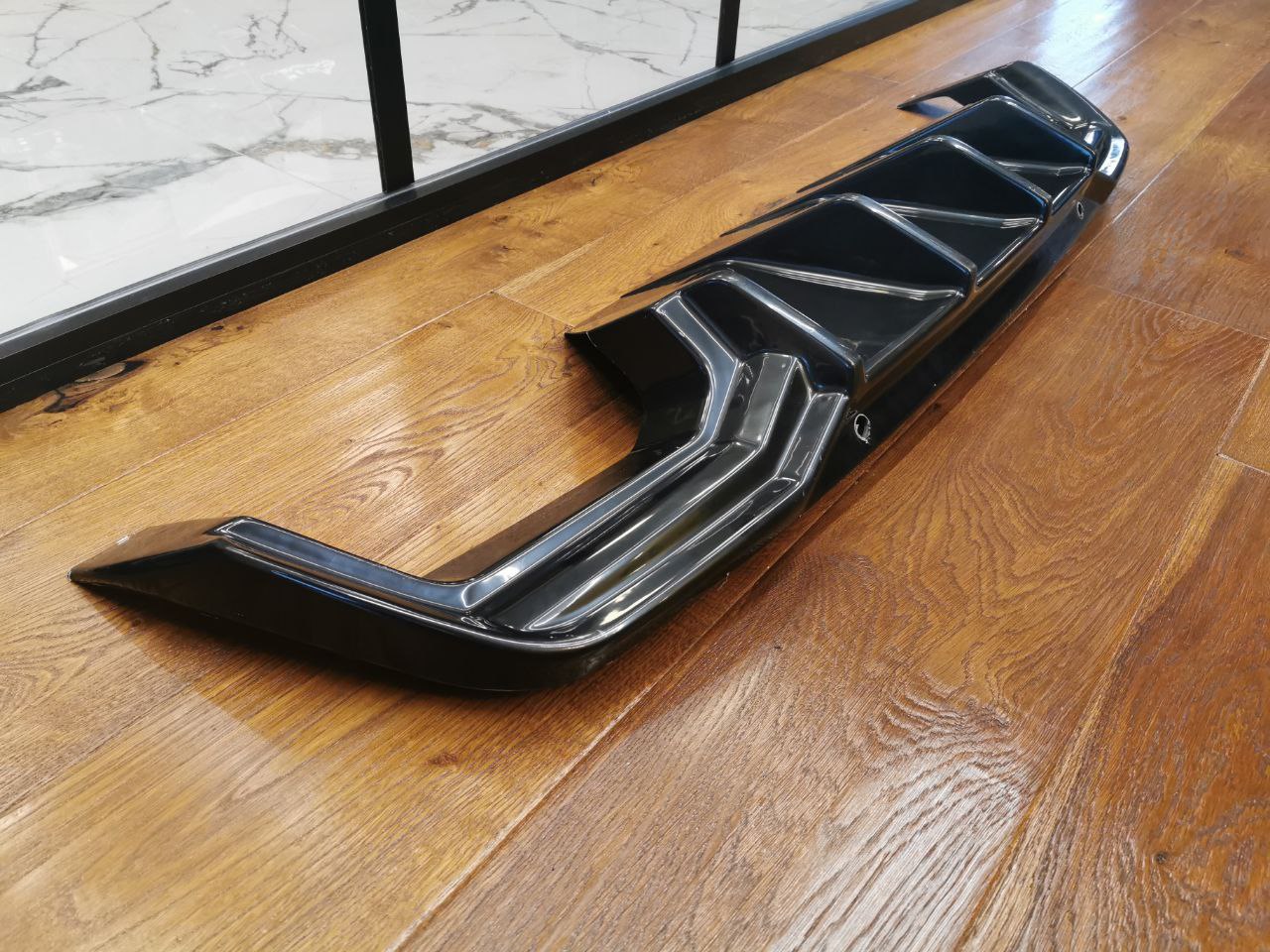 ART.2011  DIFFUSORE CUPRA FORMENTOR 2020-2024 NERO LUCIDO