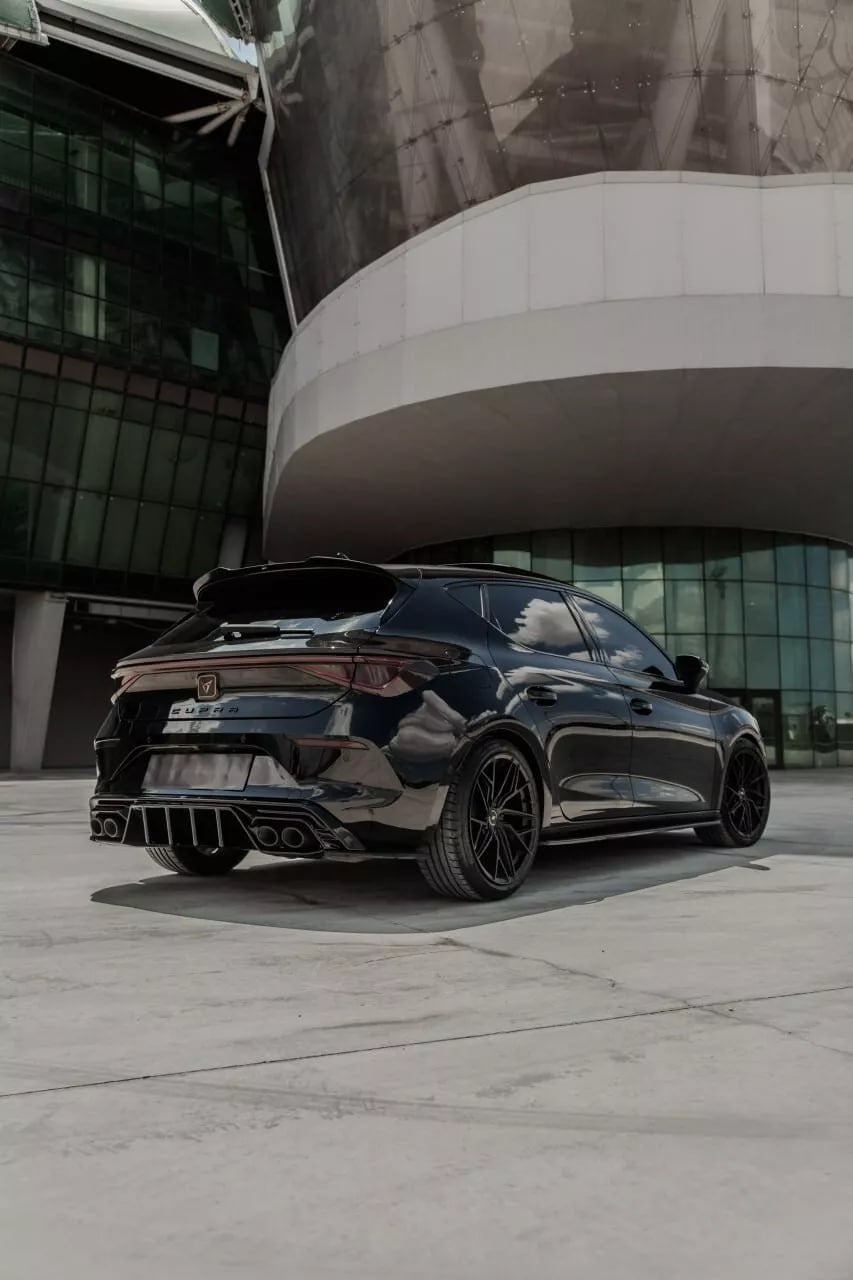 ⭐2020 DIFFUSORE ADATTO PER CUPRA LEON 2020+ NERO LUCIDO⭐