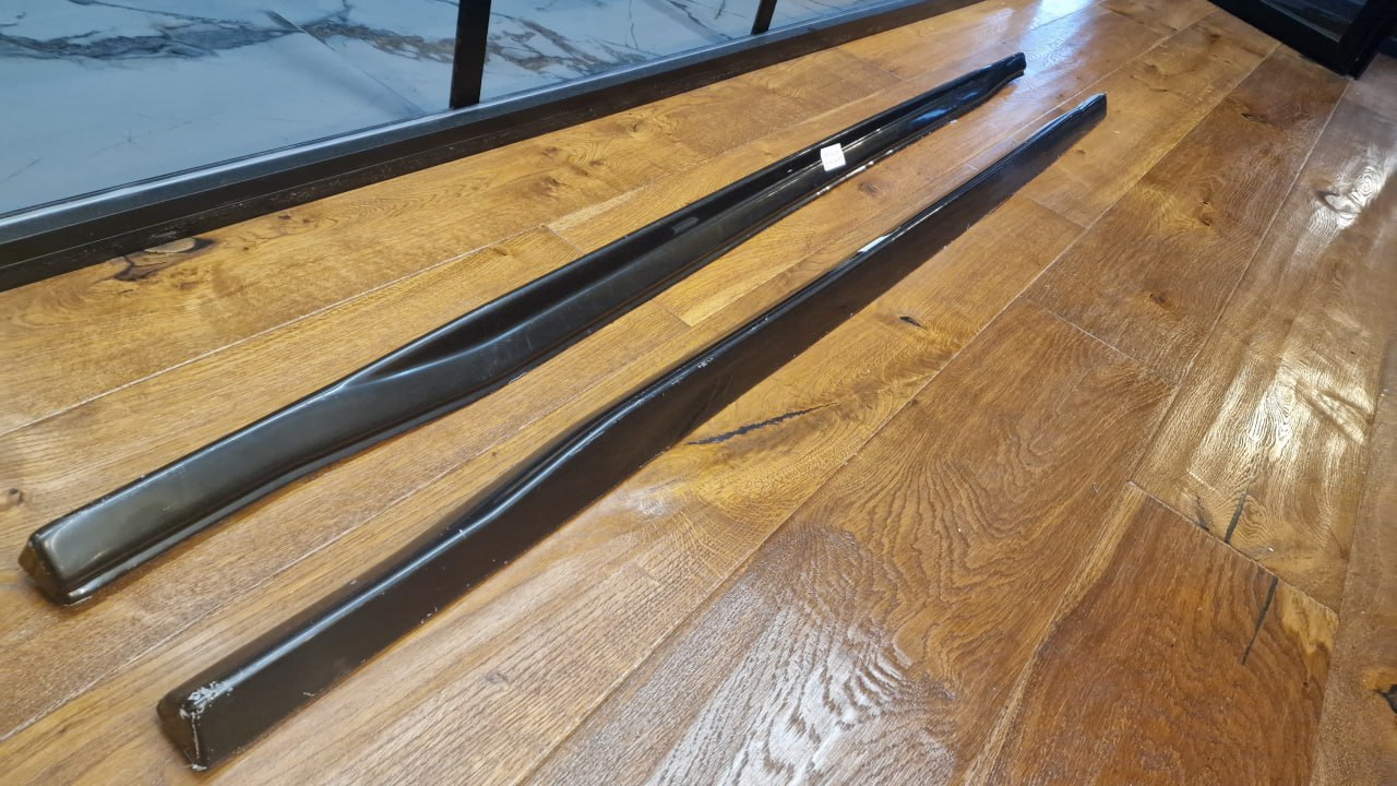 ART. 0264 MINIGONNE  VW GOLF 8 VIII 2019+ LOOK GTI NERO LUCIDO