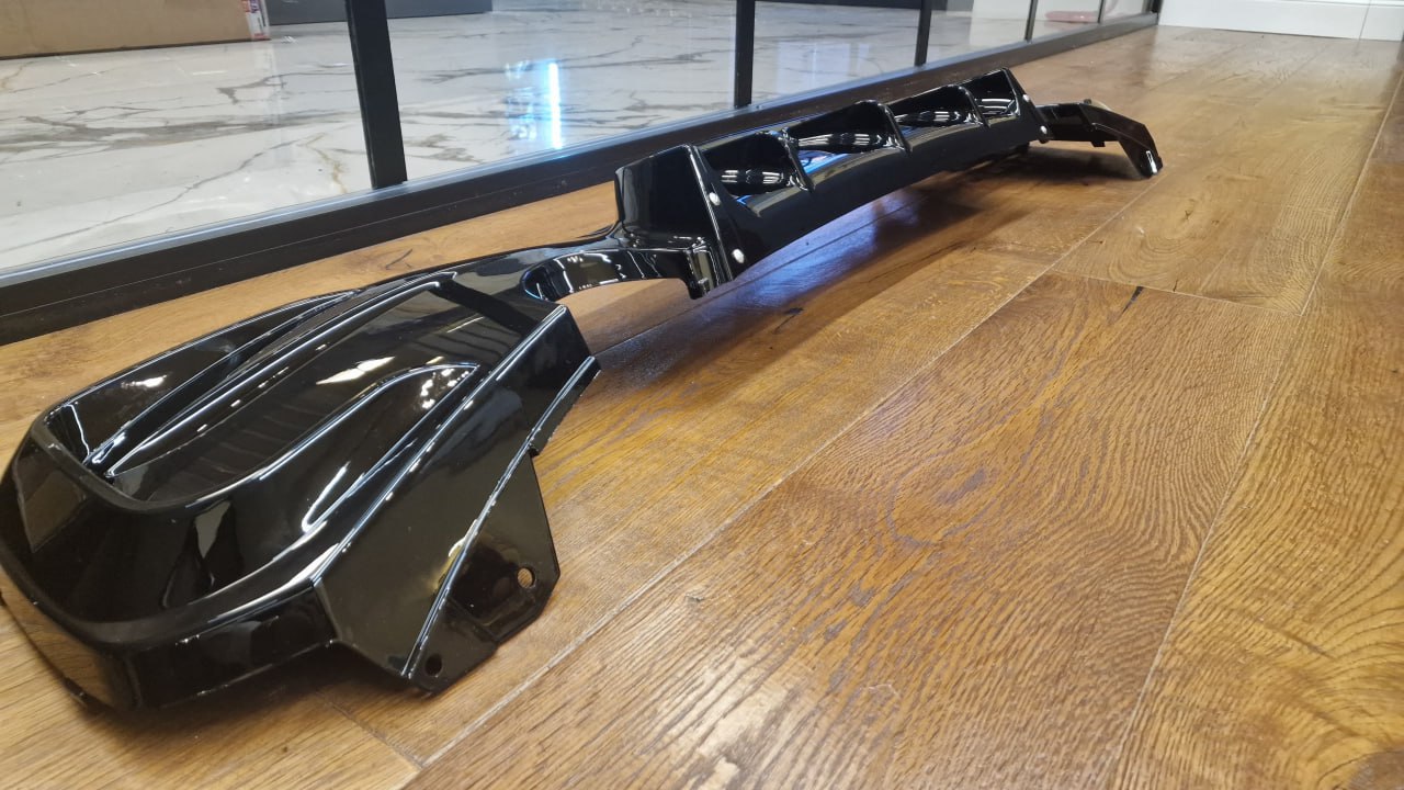 ART. 0359 DIFFUSORE BMW SERIE 1 F20 F21 MSPORT 2015-2019 1+1 NERO LUCIDO