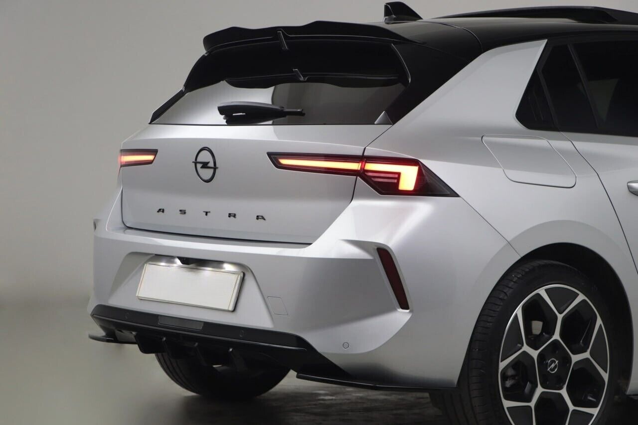🔥1794 SPOILER ADATTO PER OPEL ASTRA L 2020+ STANDARD NERO LUCIDO🔥