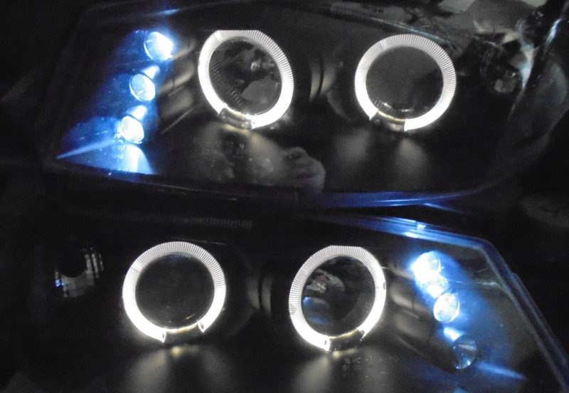 ✨Coppia fari anteriori adatto per Renault Megane Angel Eyes LED✨