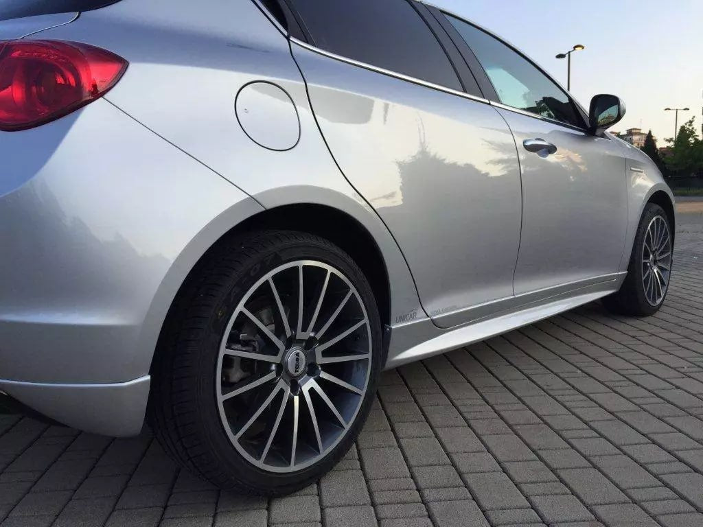 ⭐2099 MINIGONNE ADATTO PER ALFA ROMEO GIULIETTA LOOK QUADRIFOGLIO⭐