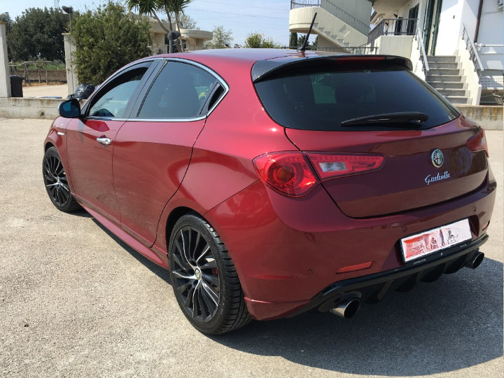 ⭐2099 MINIGONNE ADATTO PER ALFA ROMEO GIULIETTA LOOK QUADRIFOGLIO⭐