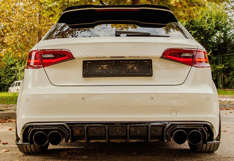 🔥Diffusore Adatto Per Audi A3 S3 RS3 8V HB 2012+  rs3 look NERO LUCIDO🔥