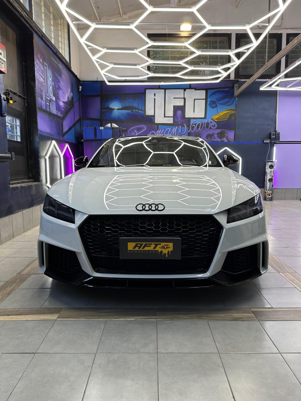 FRONT BUMPER SUITABLE FOR AUDI RSTT 8S 2014+ SPORTY RS LOOK DESIGN