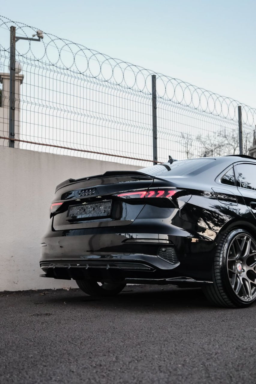 💎Divisori Laterali Posteriori Adatto Per AUDI A3 8Y Berlina/Sportback 20-24💎
