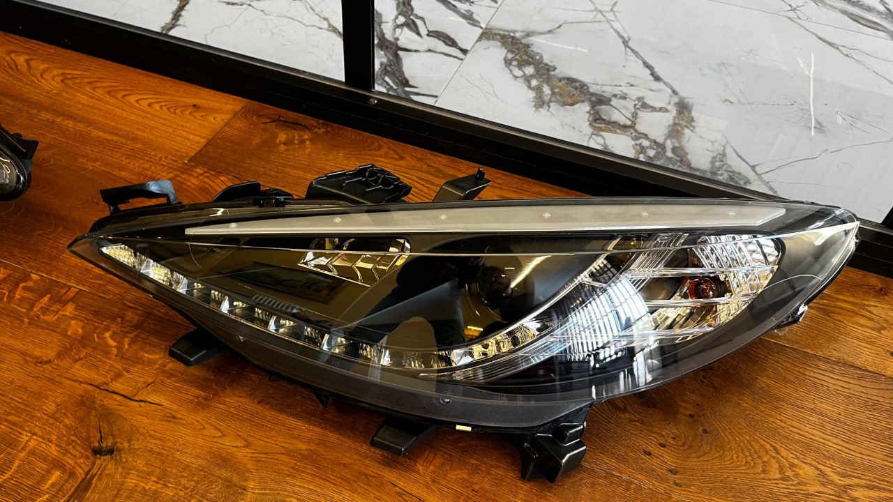 ⭐COPPIA FARI ANTERIORI ADATTO PER PEUGEOT 207 2006-2012 NERI DRL LED dayline⭐