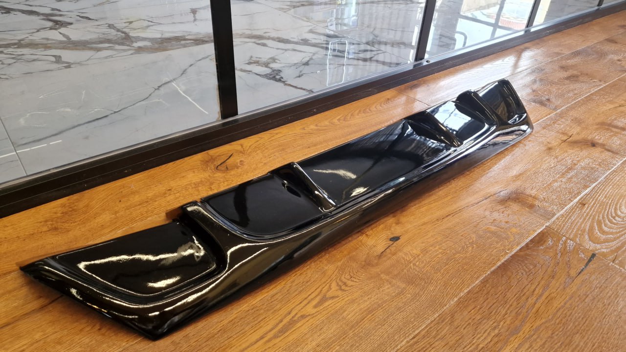 ⭐1931 DIFFUSORE ADATTO PER IBIZA 5 KJ 17+ STANDARD LOOK TUNING NERO LUCIDO 2+2⭐