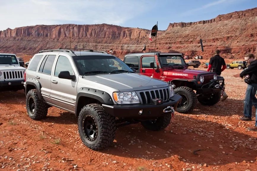 🔥PARAFANGHI ALLARGATI GRAND CHEROKEE WJ 1999-2004 GREZZI🔥