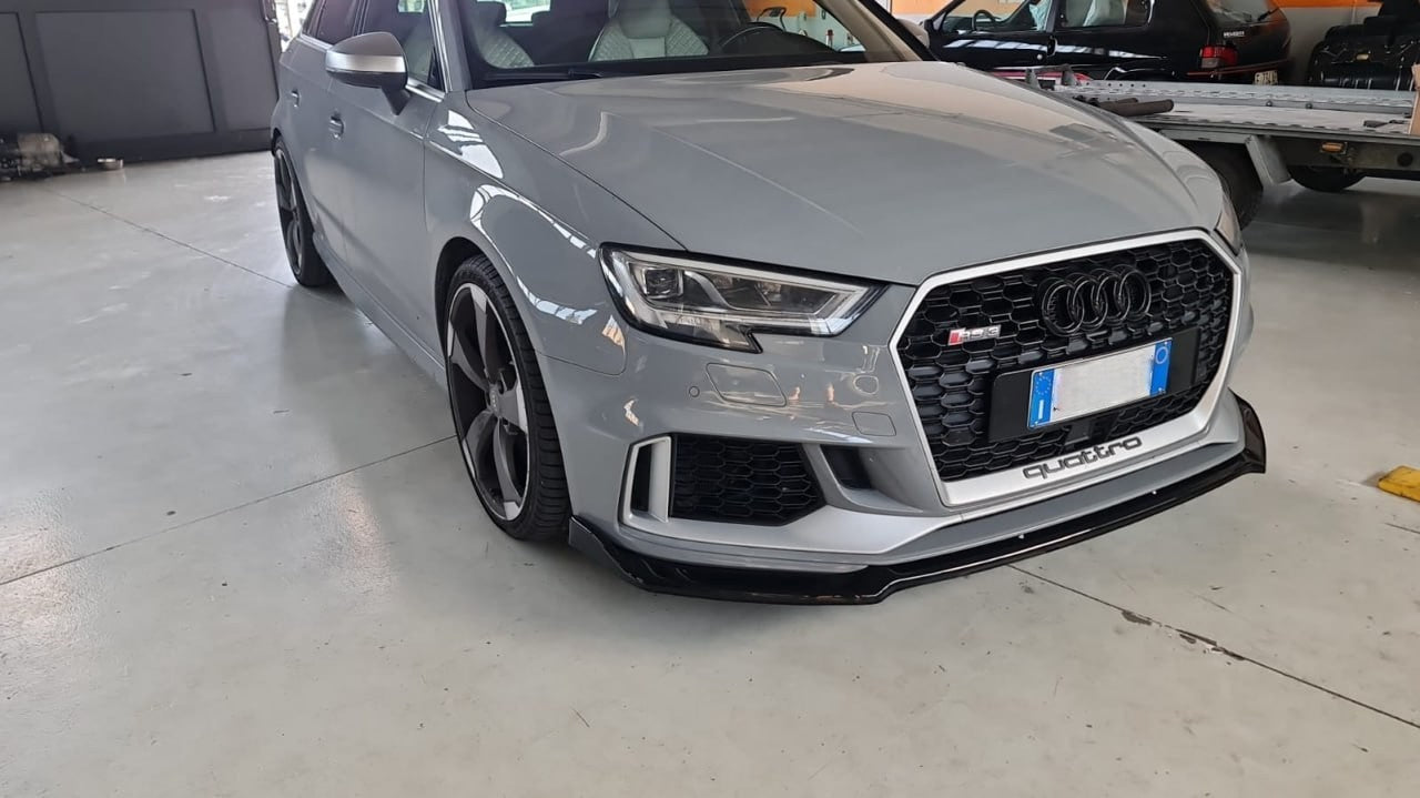 SPLITTER SOTTO PARAURTI ADATTO PER AUDI A3 8V 2017+ RS3 ABS LOOK NERO LUCIDO