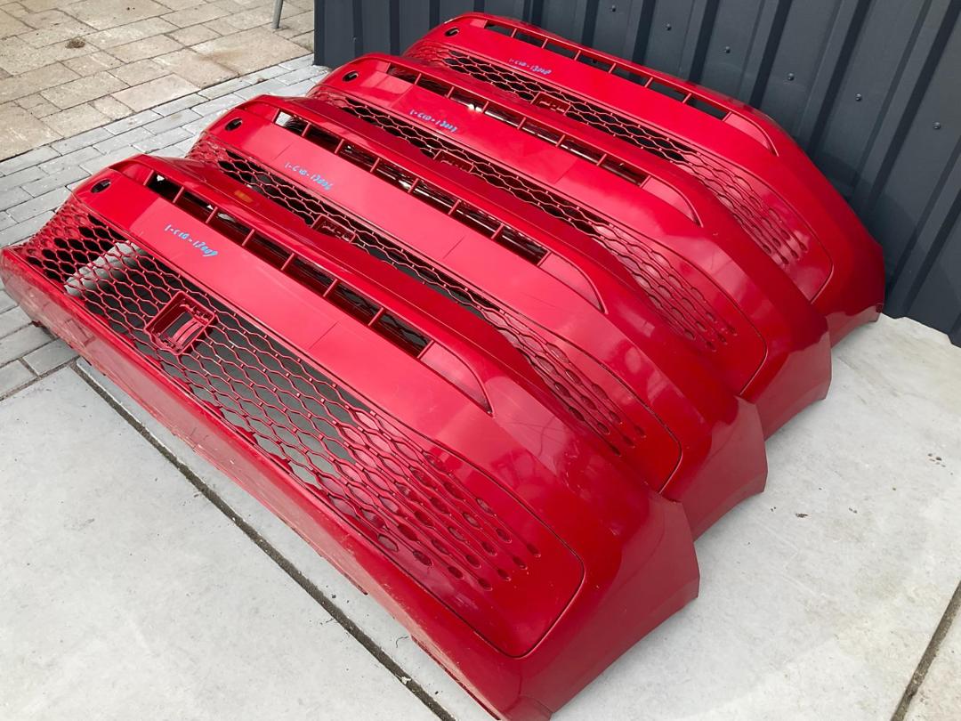 ❤️PARAURTI ROSSO ADATTO PER  VW caddy USATO VERNICIATO 2021 - 2025❤️