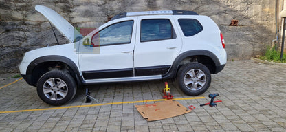 1900 ⭐️KIT POTEZIONE + PARAFANGHI ADATTI PER DACIA DUSTER 2010-2017 NERO OPACO⭐️