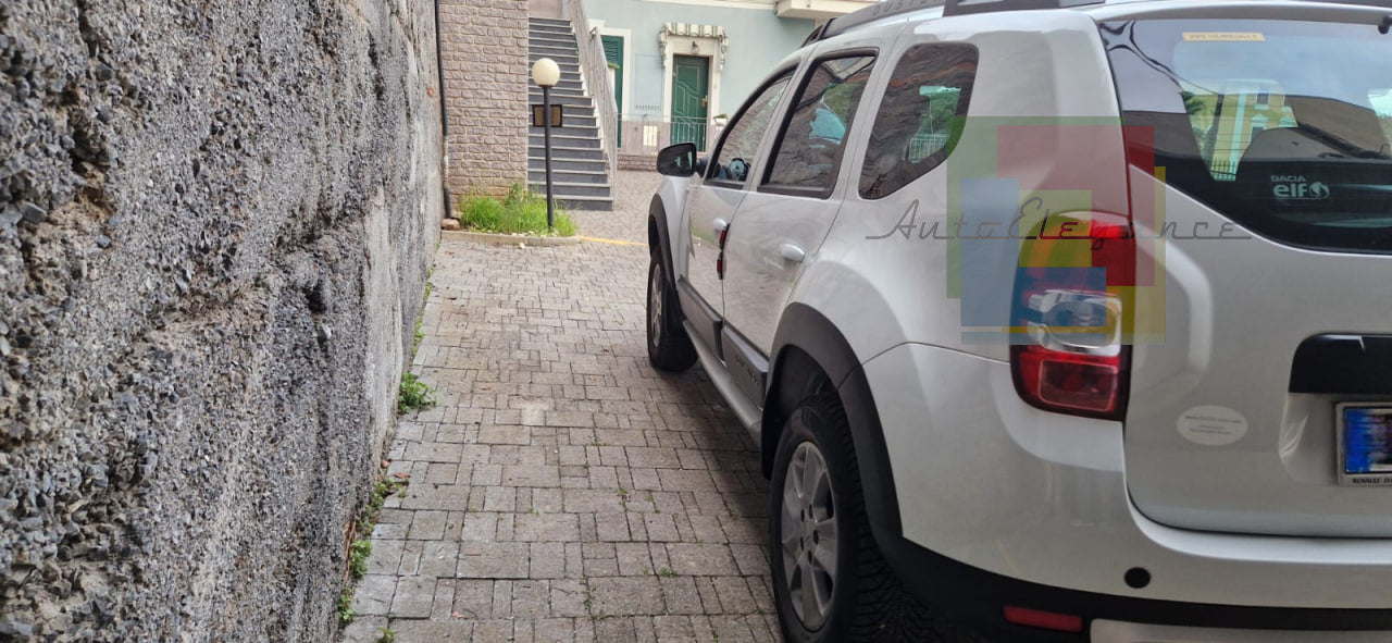 1900 ⭐️KIT POTEZIONE + PARAFANGHI ADATTI PER DACIA DUSTER 2010-2017 NERO OPACO⭐️