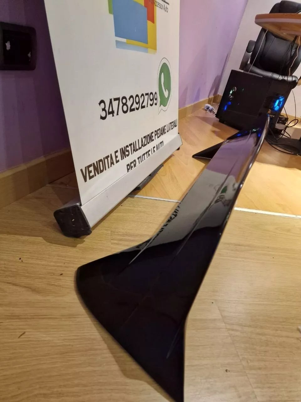 ART. 0673 SPOILER  VW GOLF 8 LOOK R NERO LUCIDO